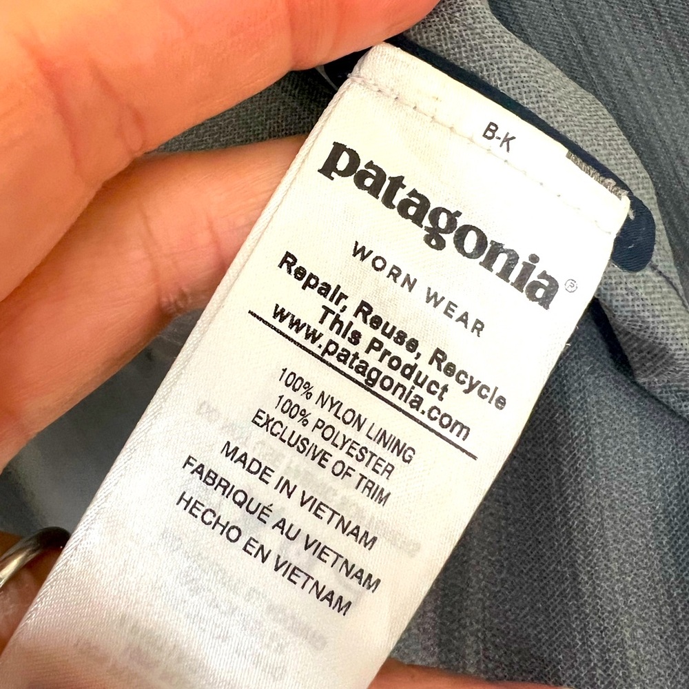 Patagonia H2NO Navy Shell Rain Jacket Women's M - Picture 6 of 7